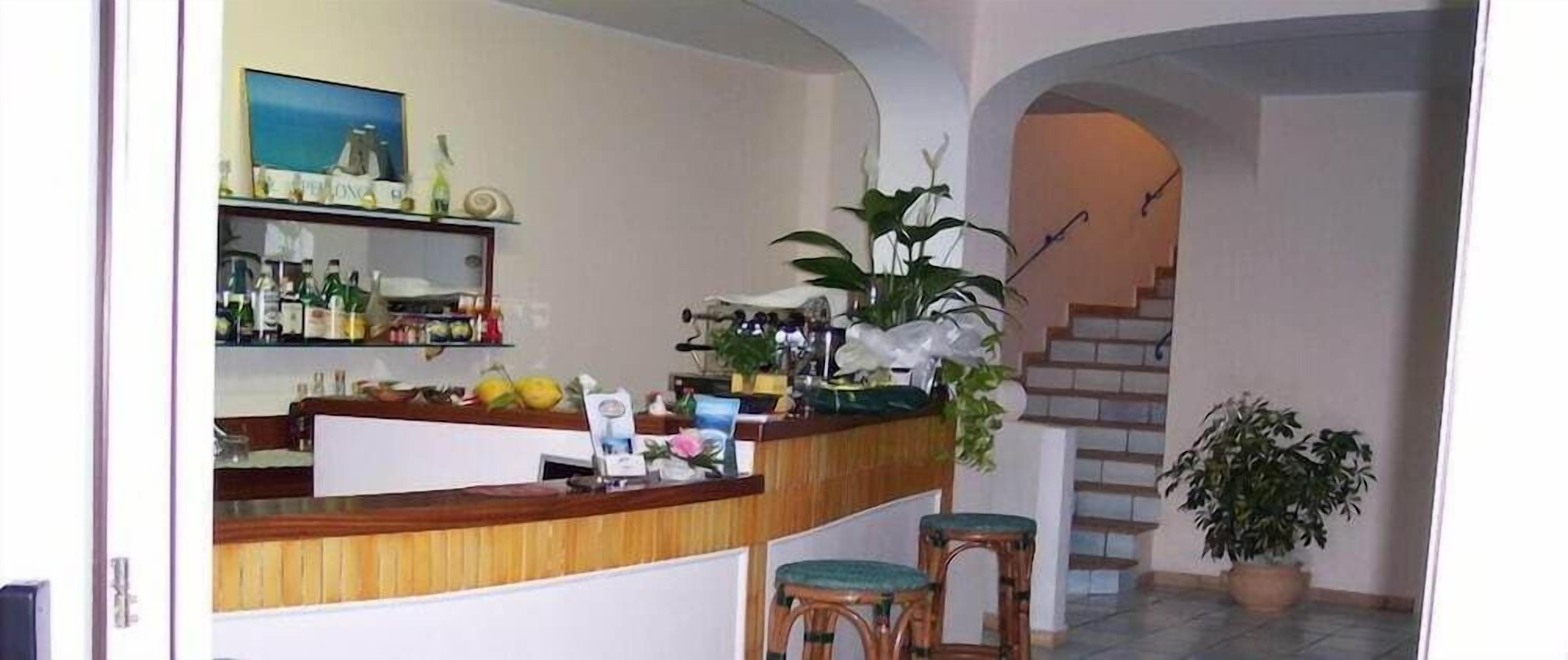 Bar (in der Unterkunft)