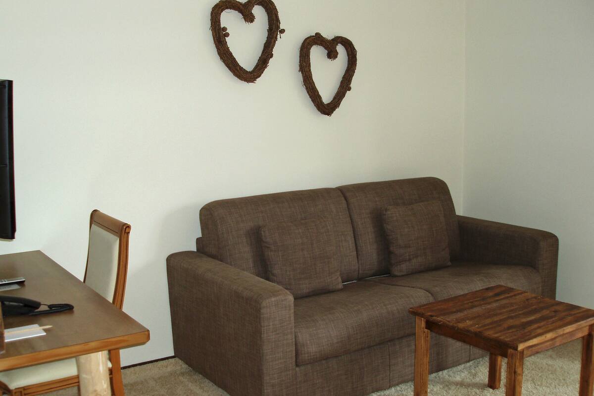 in-room safe, desk, soundproofing, rollaway beds