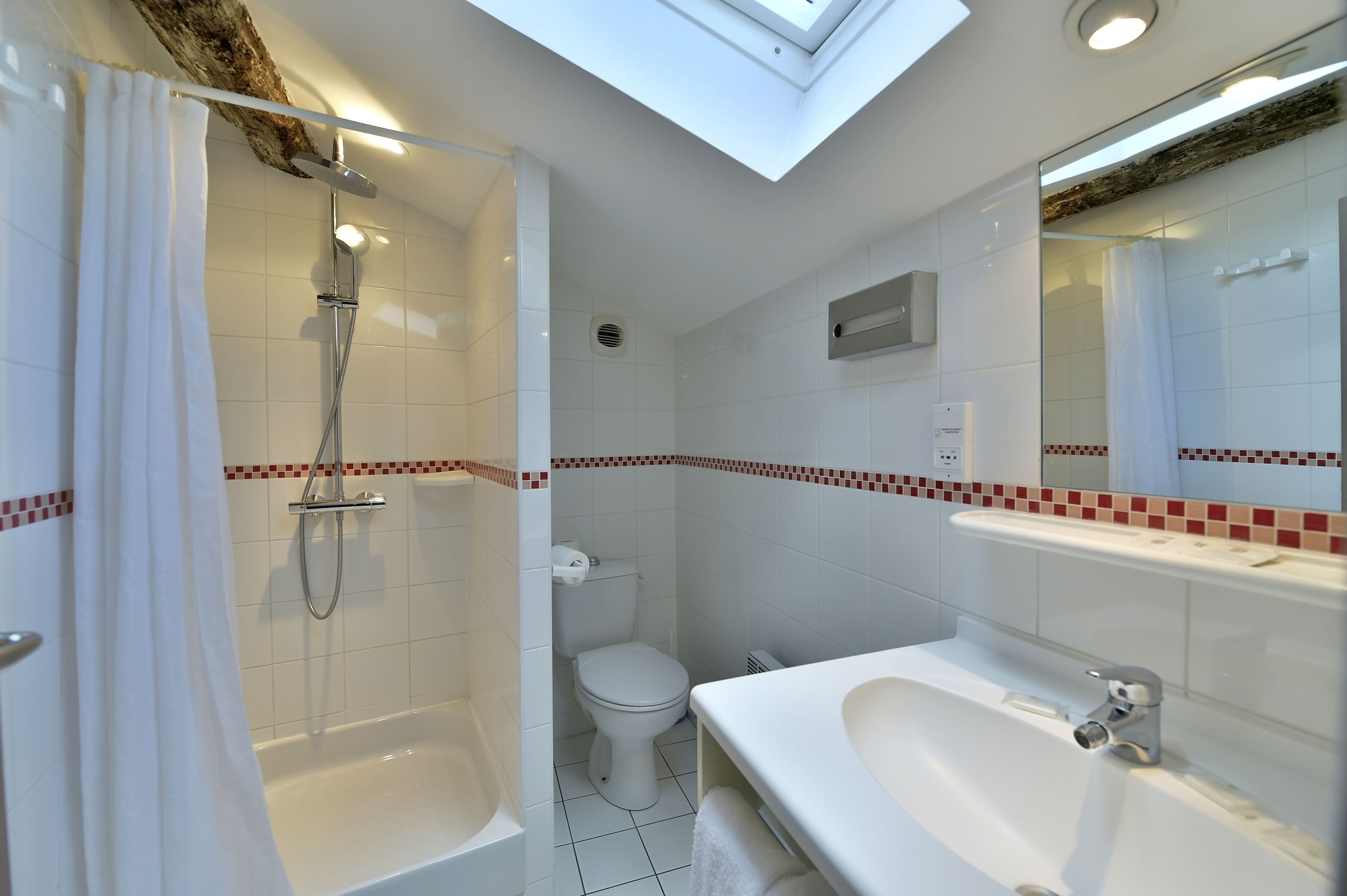 quadruple room | bathroom | hair dryer, towels