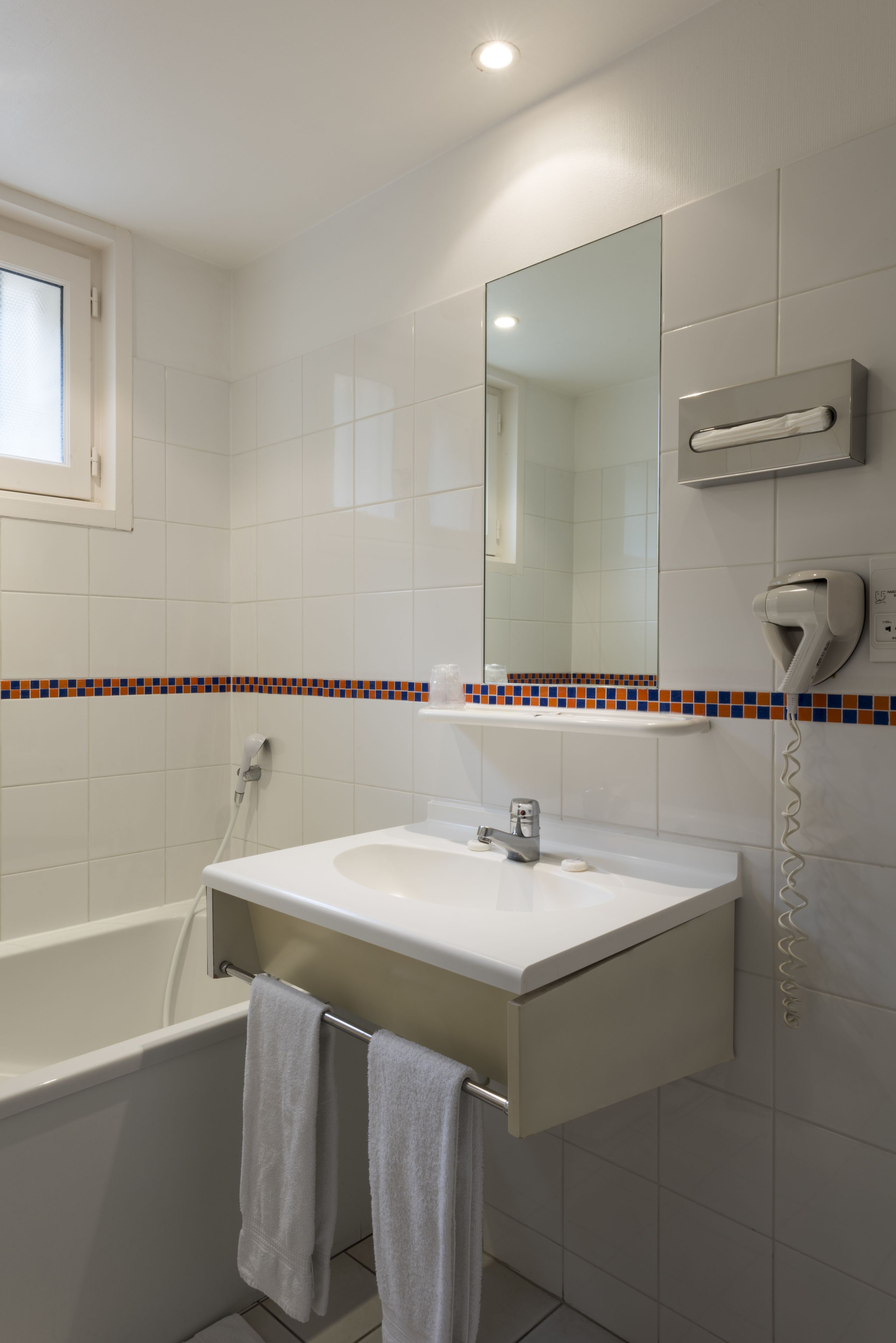 double or twin room | desk, blackout curtains, soundproofing, cots/infant beds