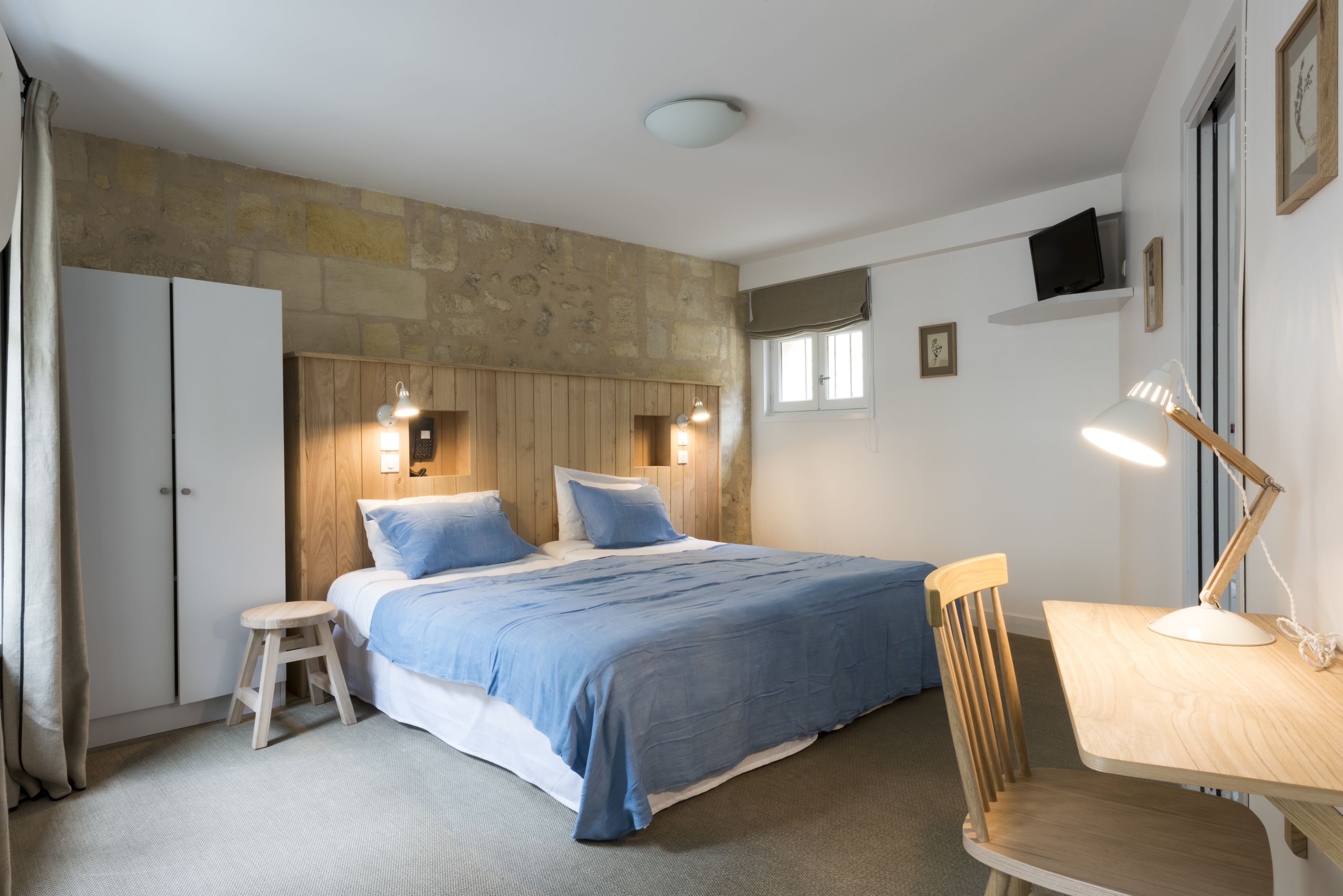 double or twin room | desk, blackout curtains, soundproofing, cots/infant beds