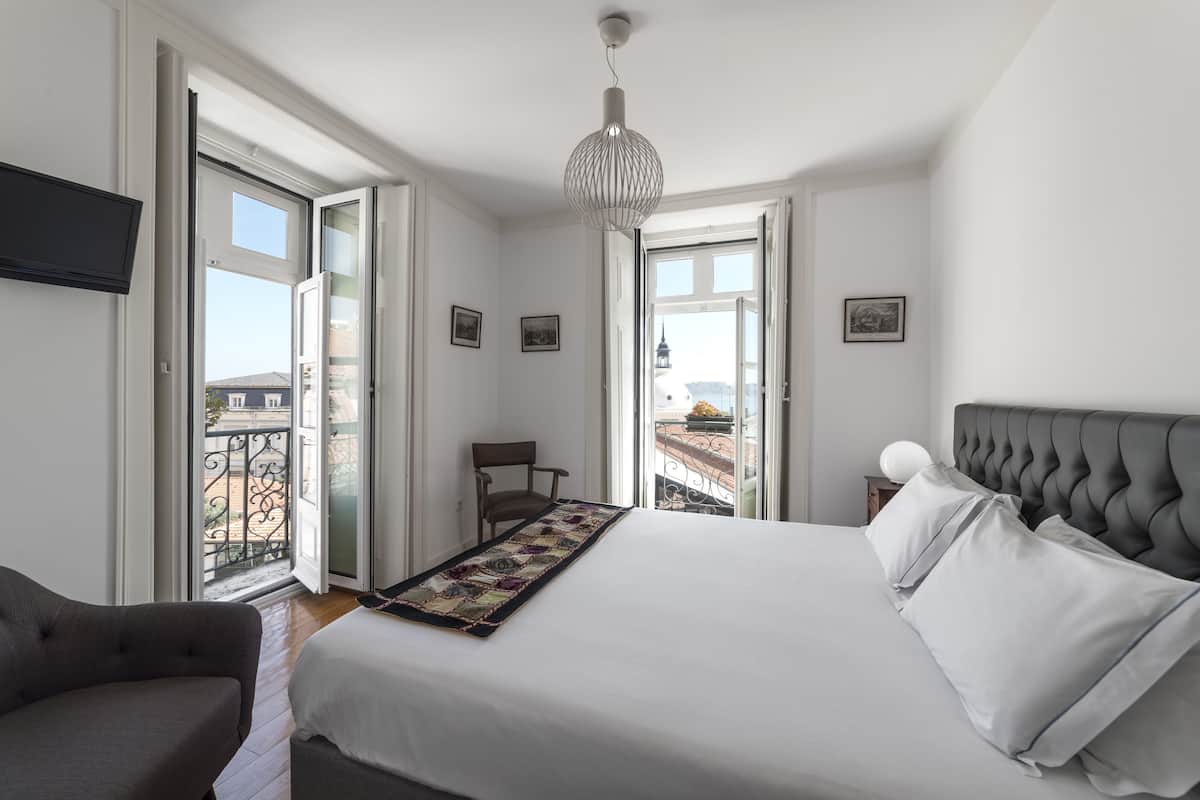Superior Double Room, River View | Pillowtop beds, in-room safe, WiFi (free)