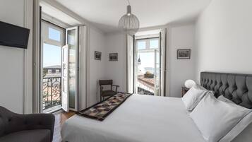 Superior-Doppelzimmer, Flussblick | Pillowtop-Betten, Zimmersafe, kostenloses WLAN