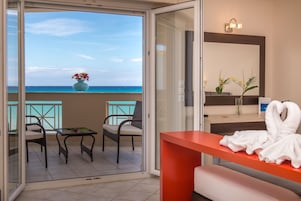 Deluxe Double Room, Sea View | Balcony