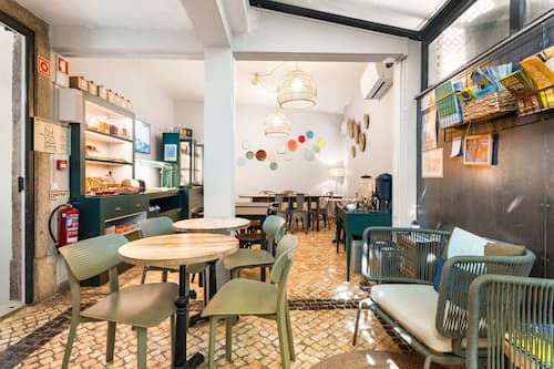 Free daily local cuisine breakfast