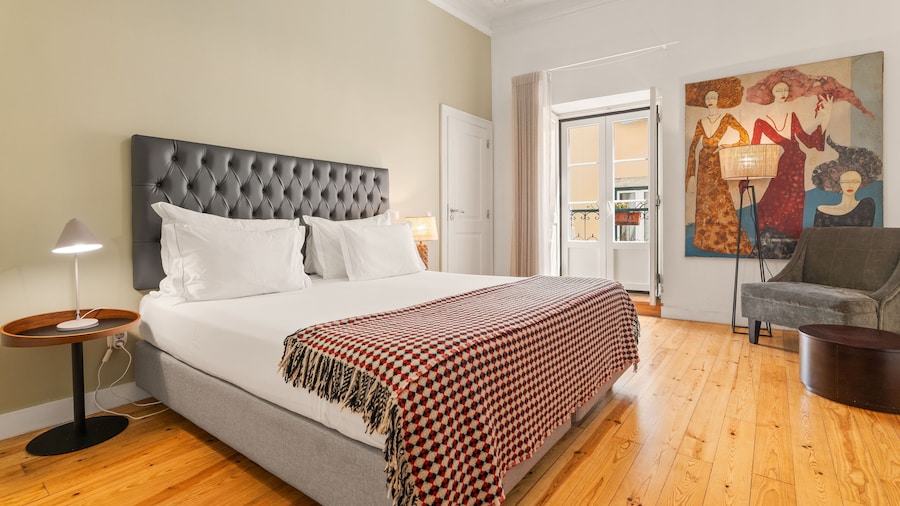 Casa do Bairro by Shiadu