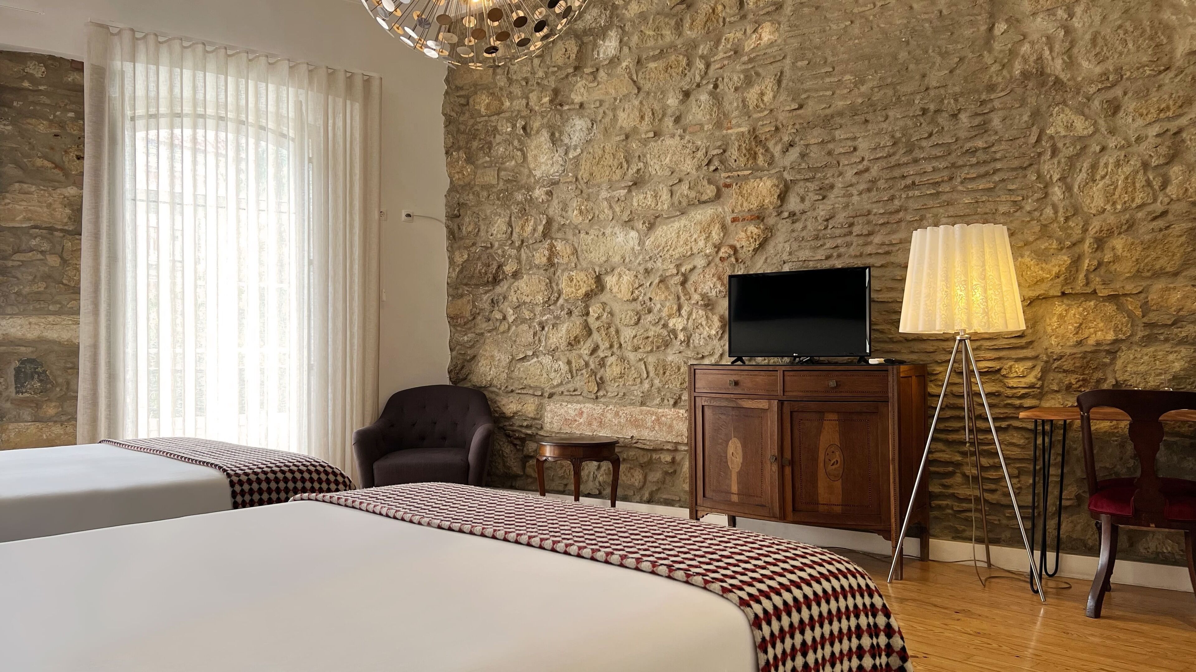 Photo - Casa do Bairro by Shiadu