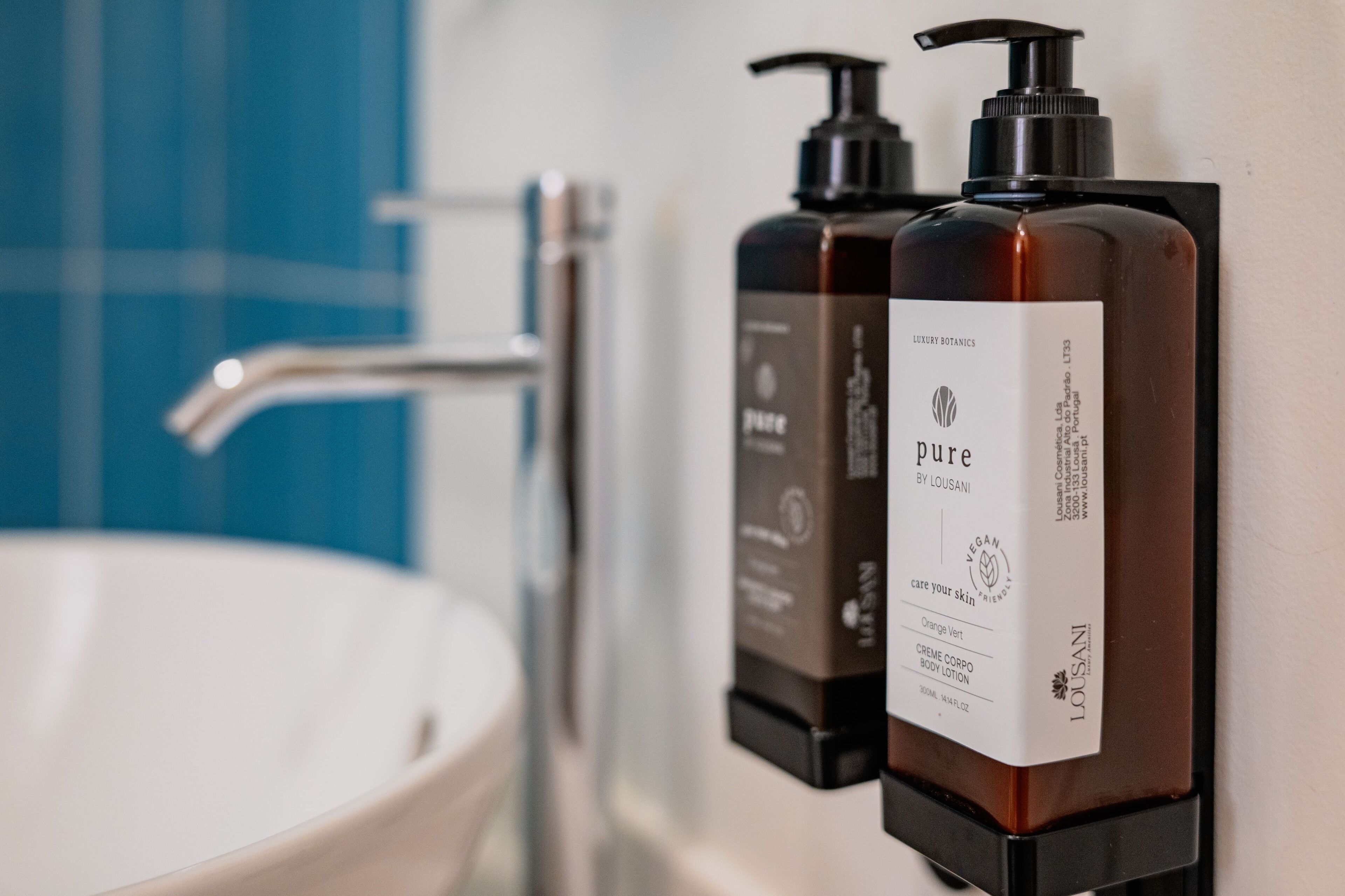 Photo - Casa do Bairro by Shiadu