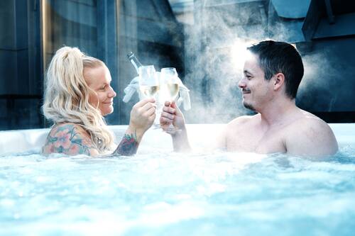 Salas de tratamiento para parejas, sauna y baño de vapor