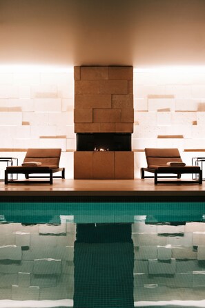 Couples treatment room(s), sauna, steam room, body treatments