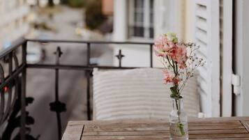 Double Room (Charming) | Desk, free WiFi, bed sheets