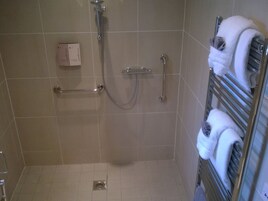 Quarto casal standard, acessível (Disabled Friendly) | Wi-Fi de cortesia