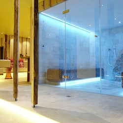 Sauna, steam room, Turkish bath/hammam, body treatments