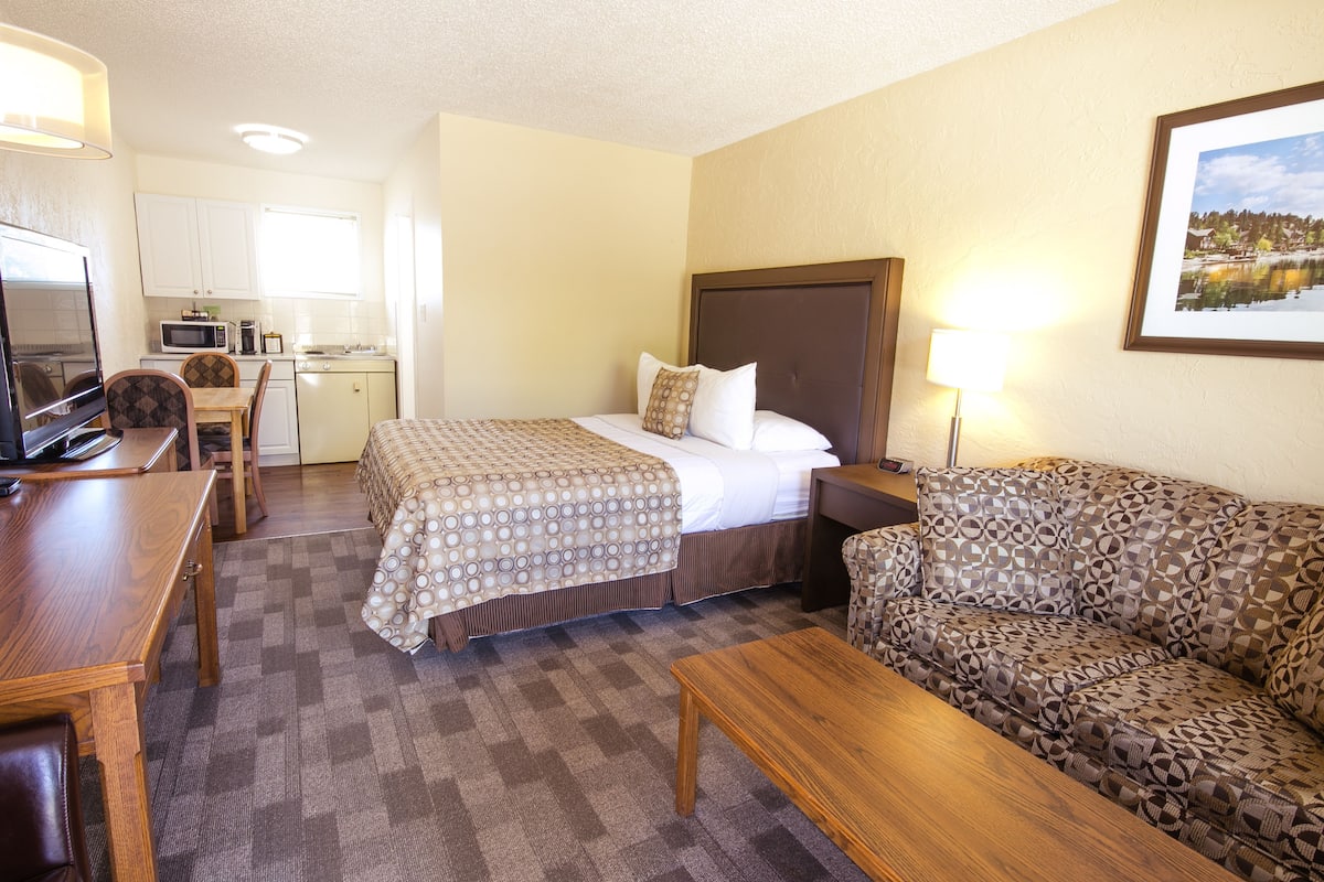 Studio, Kitchenette, Ground Floor (No Pets Allowed) | 1 bedroom, free WiFi, bed sheets