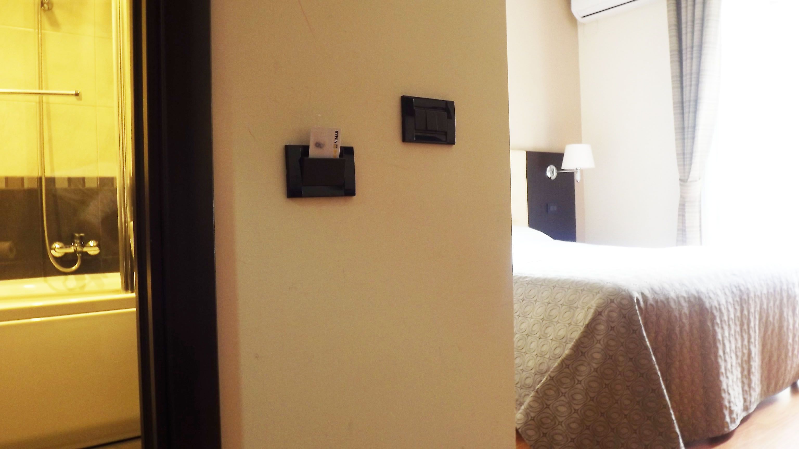 desk, iron/ironing board, free wifi