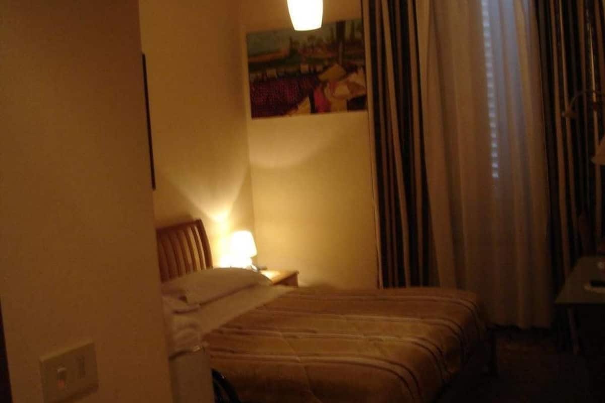 Down duvets, desk, blackout curtains, soundproofing