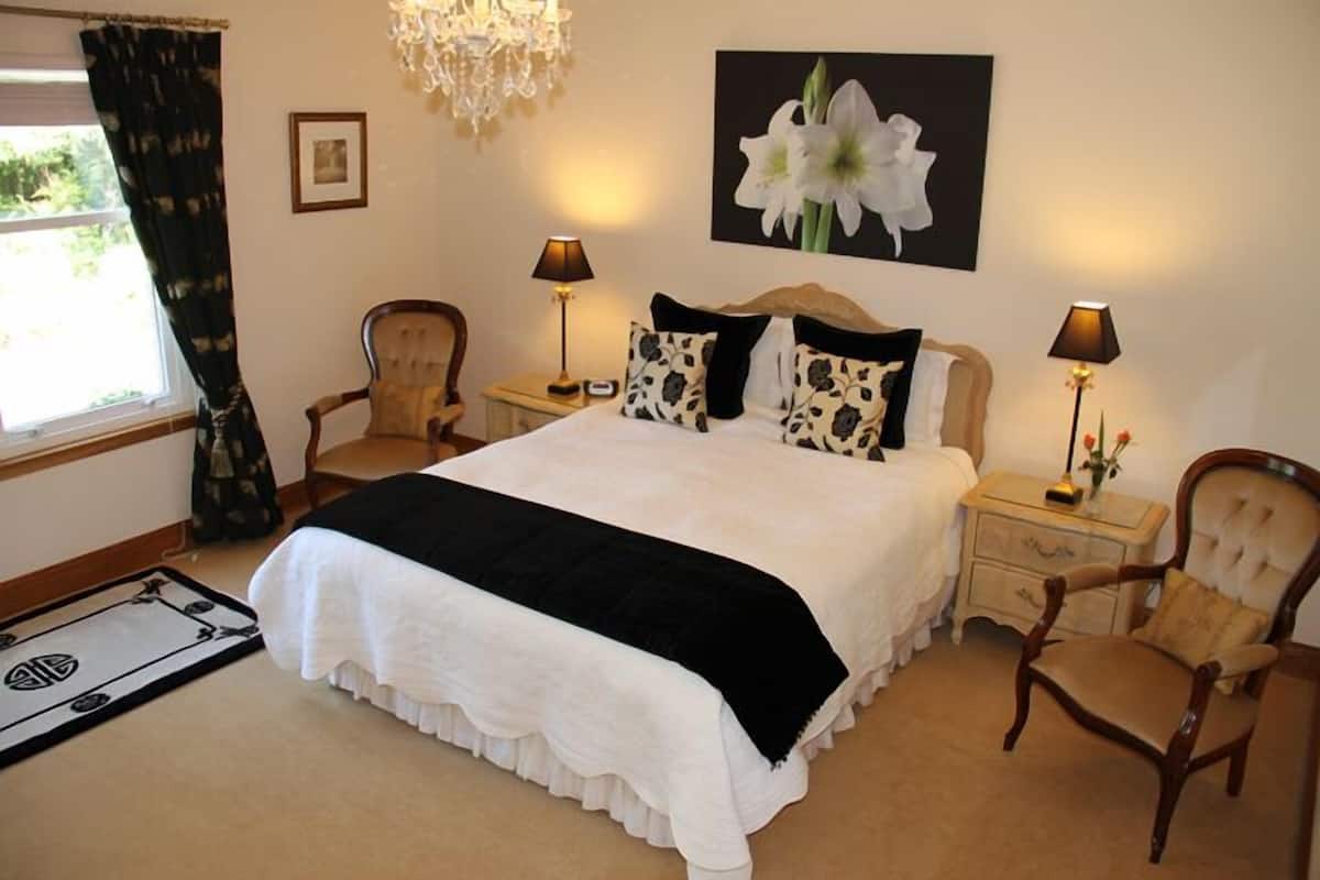 Camera doppia, 1 letto king (Stewart Room ) | Wi-Fi gratuito