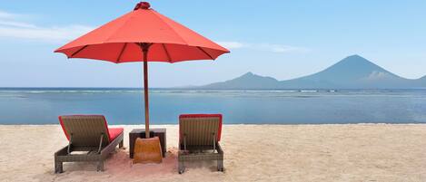 Private beach, white sand, beach cabanas, sun-loungers