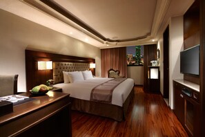 Luxury Room, 1 Double Bed | Desk, soundproofing, free WiFi, bed sheets - Taipei Charming City Hotel - Xinyi (Taipei)