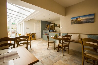 Cul-Erg House & Kitchen