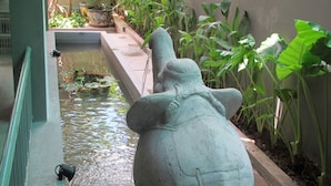 Fountain - Royal Mekong Boutique (Phnom Penh)