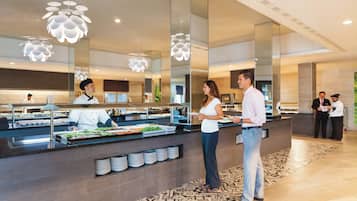 Desayuno buffet incluido todos los días