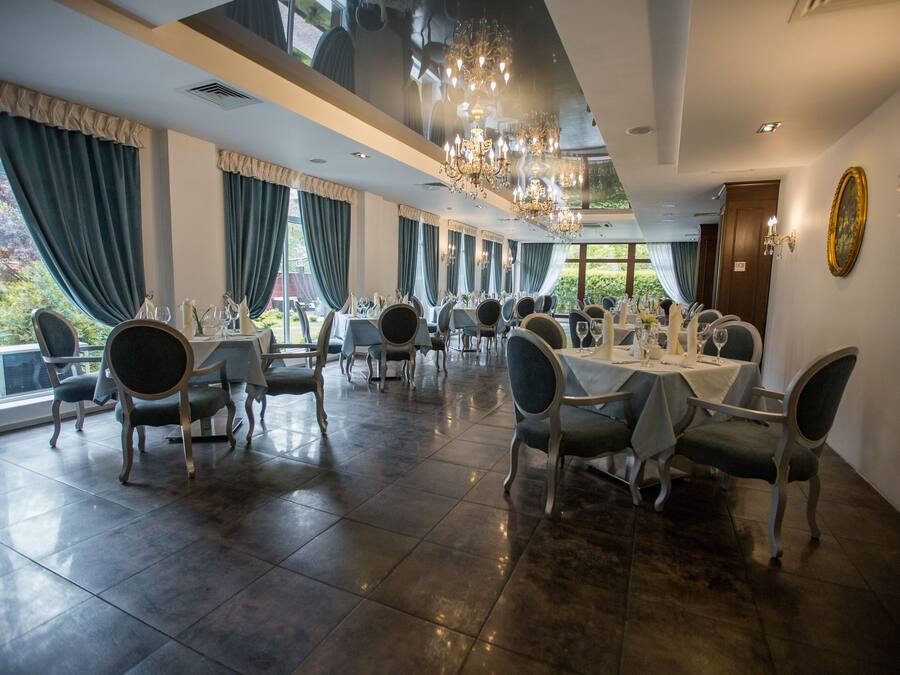 Lunch and dinner served, Eastern European cuisine