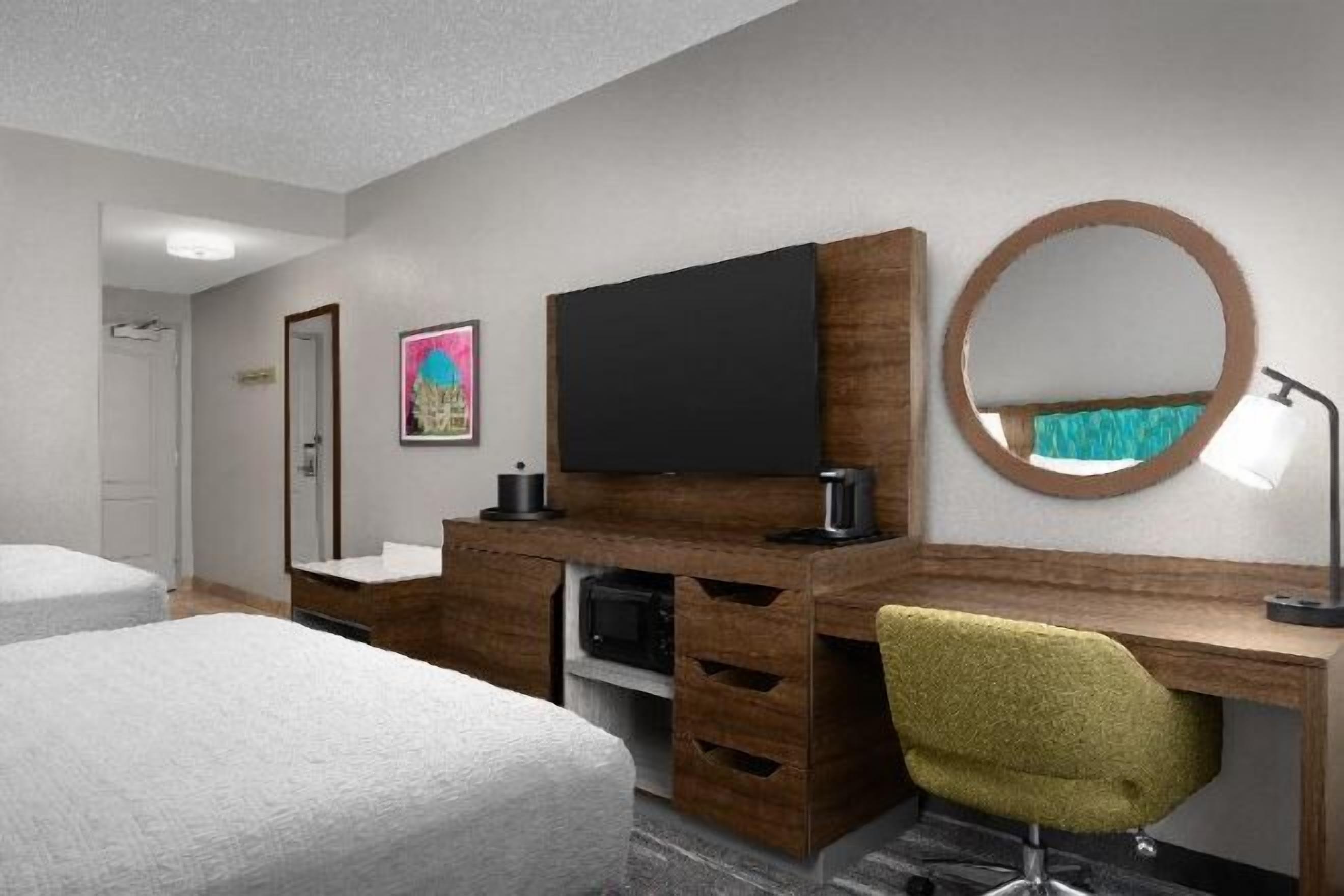 Literie de qualité supérieure, bureau, rideaux occultants