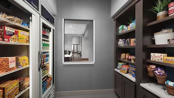 Snack bar