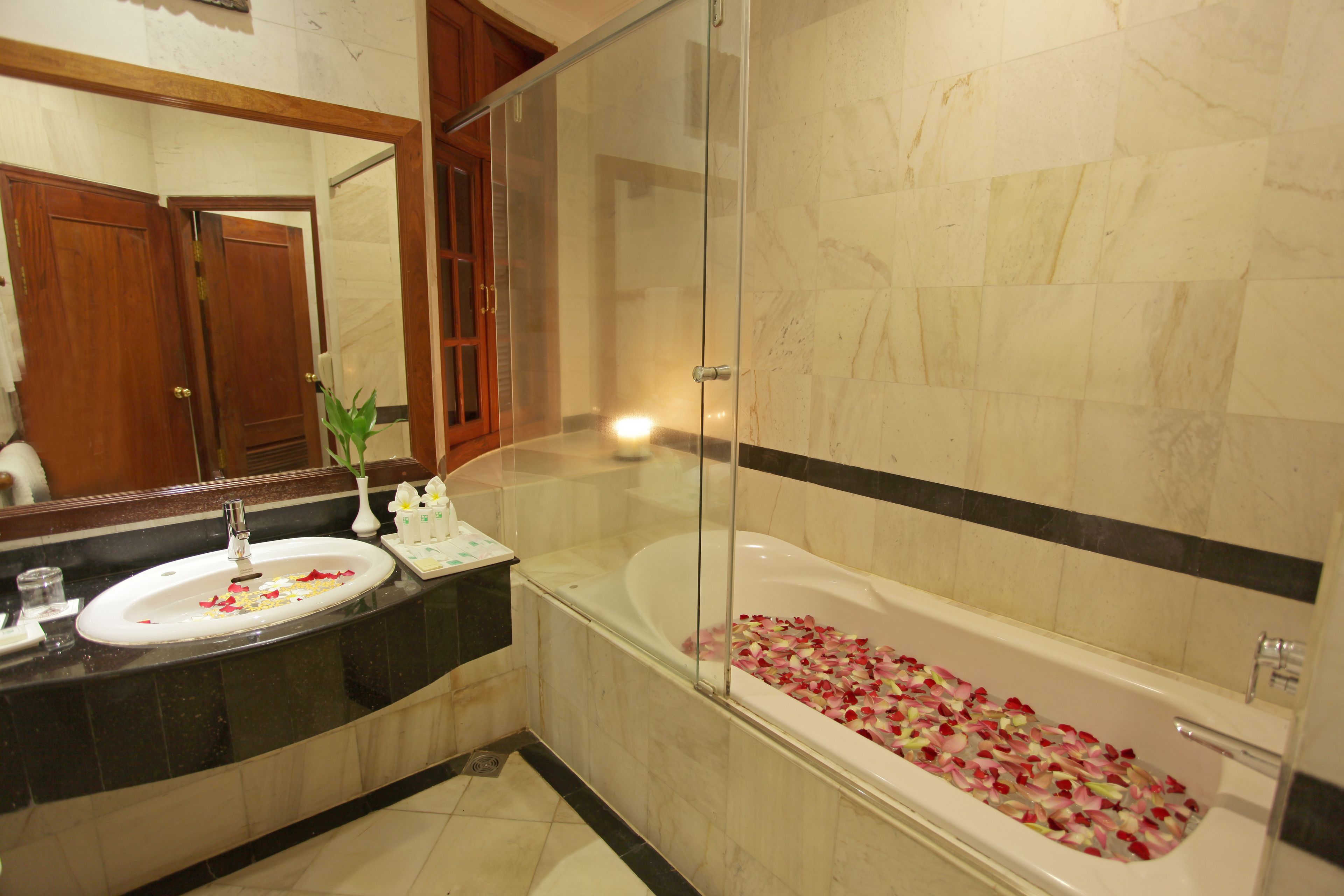 deluxe double pool villa - free round trip transfer | bathroom | combined shower/bathtub, deep-soaking bathtub, designer toiletries