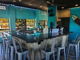 Bar (en la propiedad)