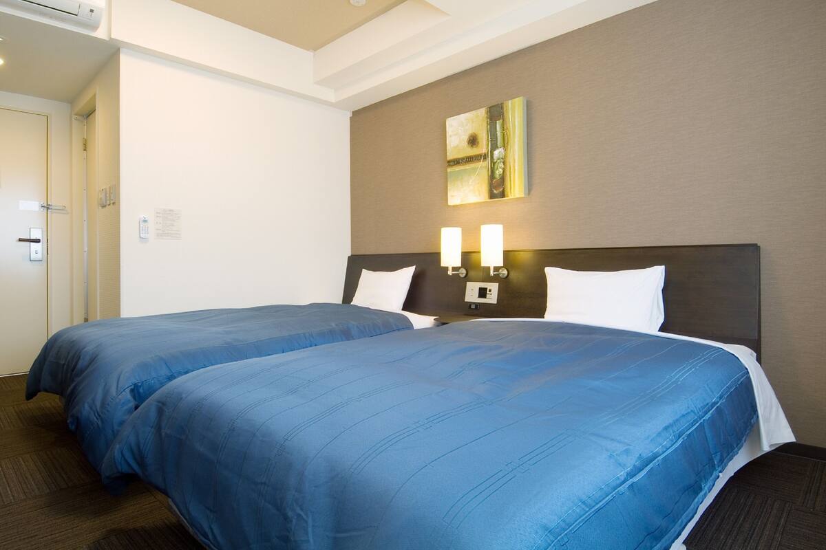 1 chambre, bureau, Wi-Fi gratuit, draps fournis