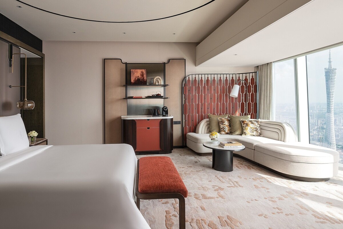 Chambre, 1 très grand lit, dans la tour (Canton View) | Vue de la chambre