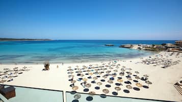 Habitación superior vista mar frontal | Terraza o patio