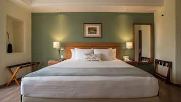 Premium bedding, down duvets, in-room safe, blackout curtains