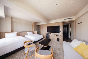 Desk, blackout curtains, iron/ironing board, free WiFi - Richmond Hotel Nagoya Nayabashi (Nagoya)
