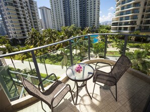 Superior Room, Garden View | Balcony
