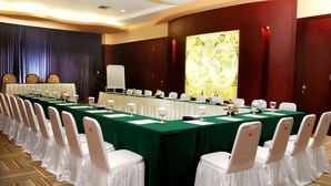 Meeting facility - Vue Palace, Artotel Curated Hotel (Bandung)