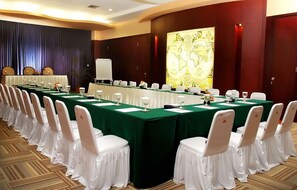 Meeting facility - Vue Palace, Artotel Curated Hotel (Bandung)
