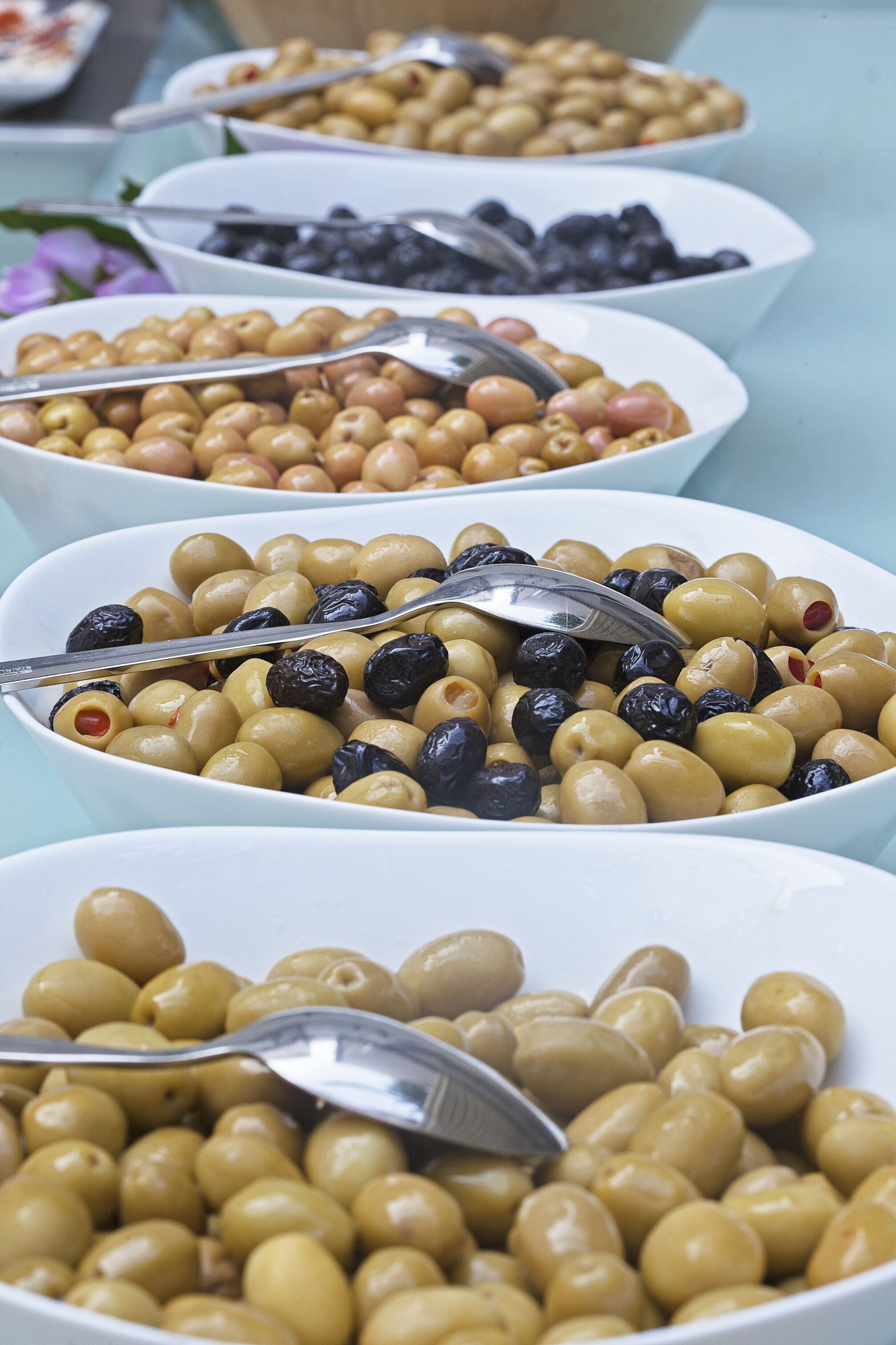 breakfast (try 20 per person)