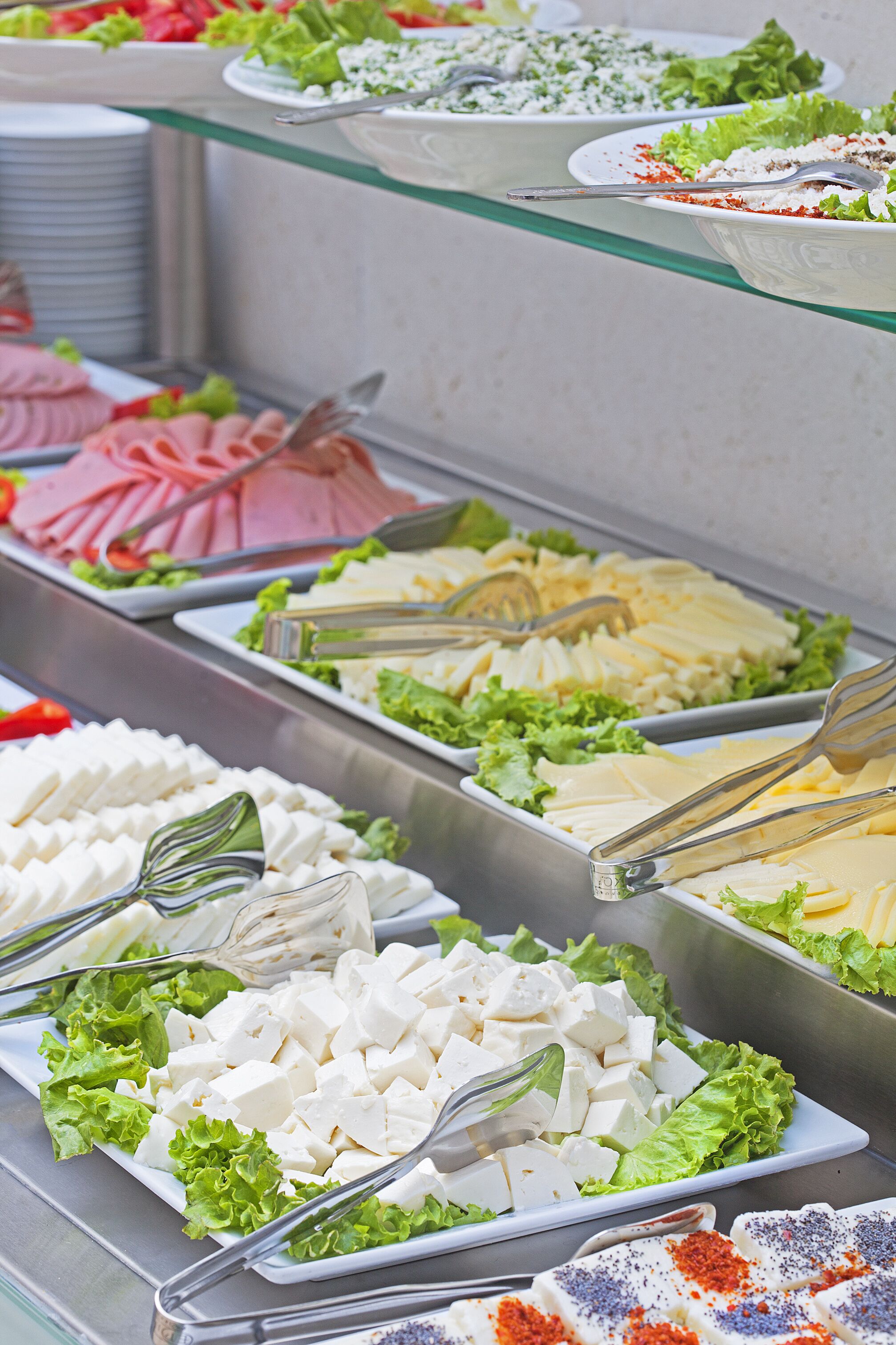 breakfast (try 20 per person)