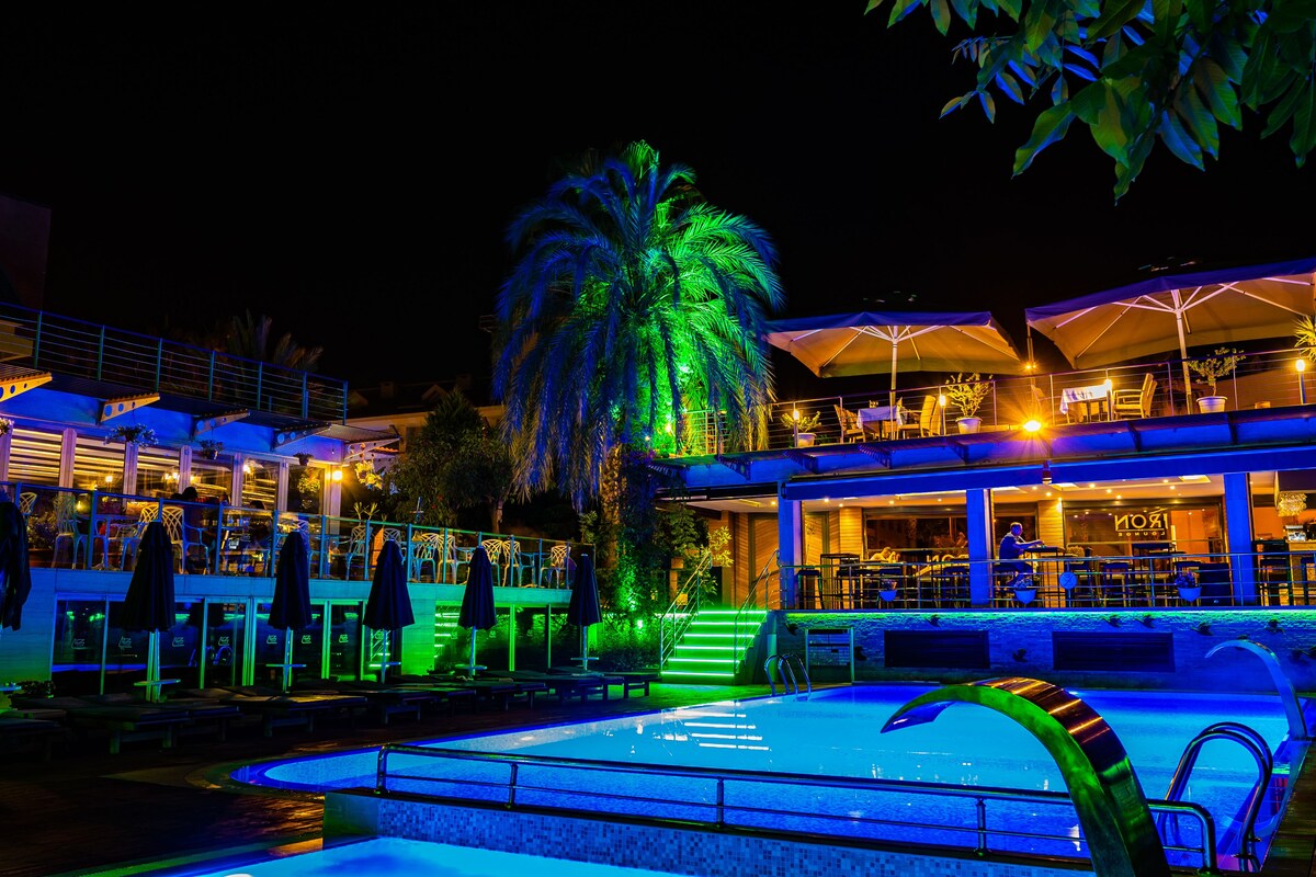 Кемер амбассадор 4. Отель в кемере амбассадор плаза турция. Амбассадор отель турция кемер. Ambassador plaza отзывы. Ambassador кемер турция.