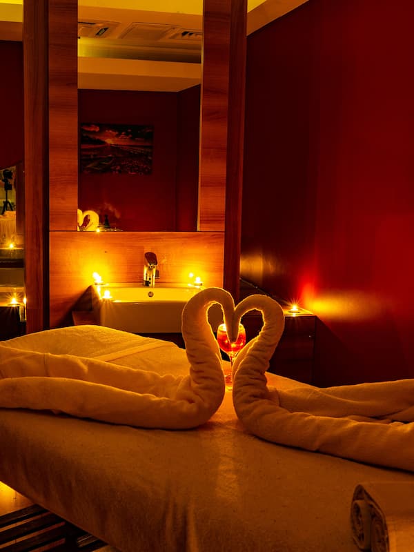 Bagno turco/hammam, trattamenti per il corpo, fangoterapia, idroterapia