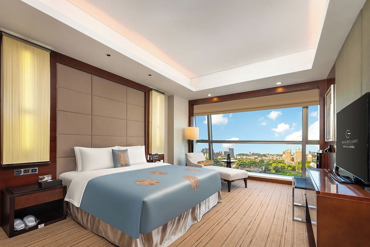 Executive Suite King Size Bed
