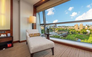 行政客房 | 防敏寢具、羽絨被、記憶棉床墊、迷你吧