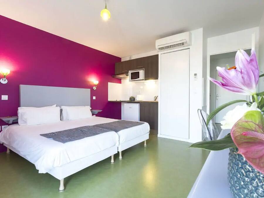 Premium bedding, desk, soundproofing, iron/ironing board