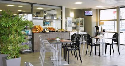 Nemea AppartâHotel Toulouse Constellation