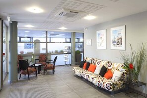 Lobby - Nemea Appart’Hotel Toulouse Constellation (Toulouse)