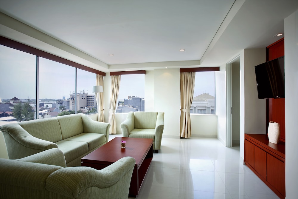 Hotel Santika Makassar photo 8