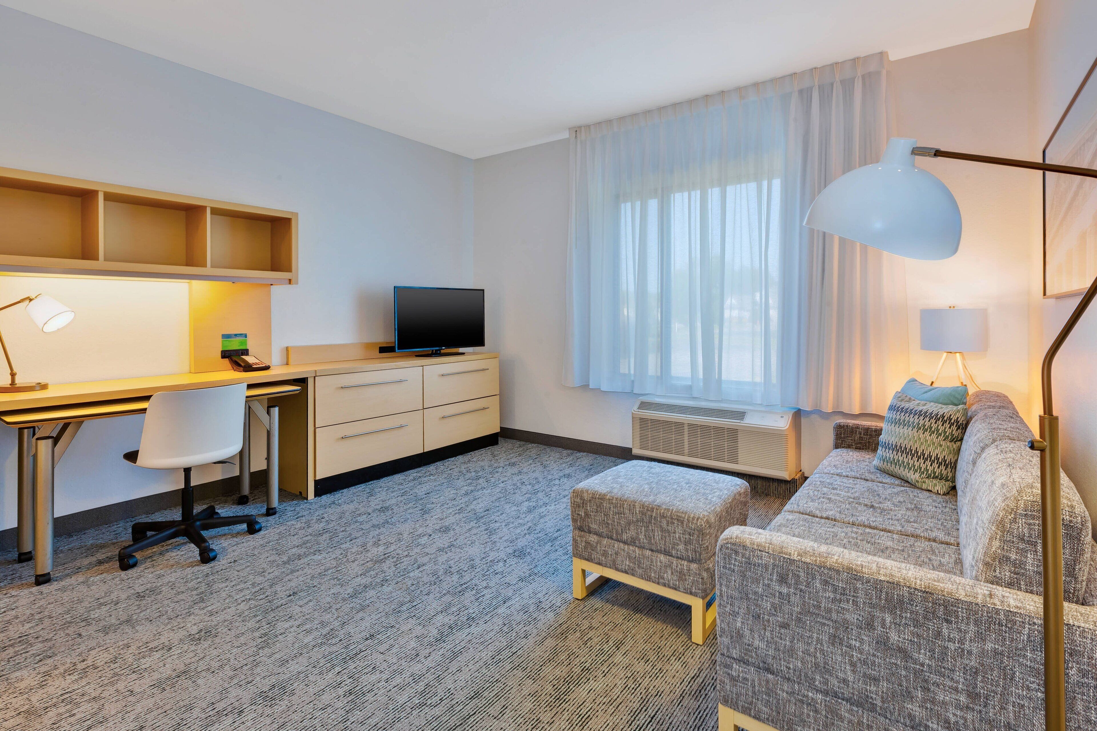 Photo - TownePlace Suites by Marriott Nashville Airport